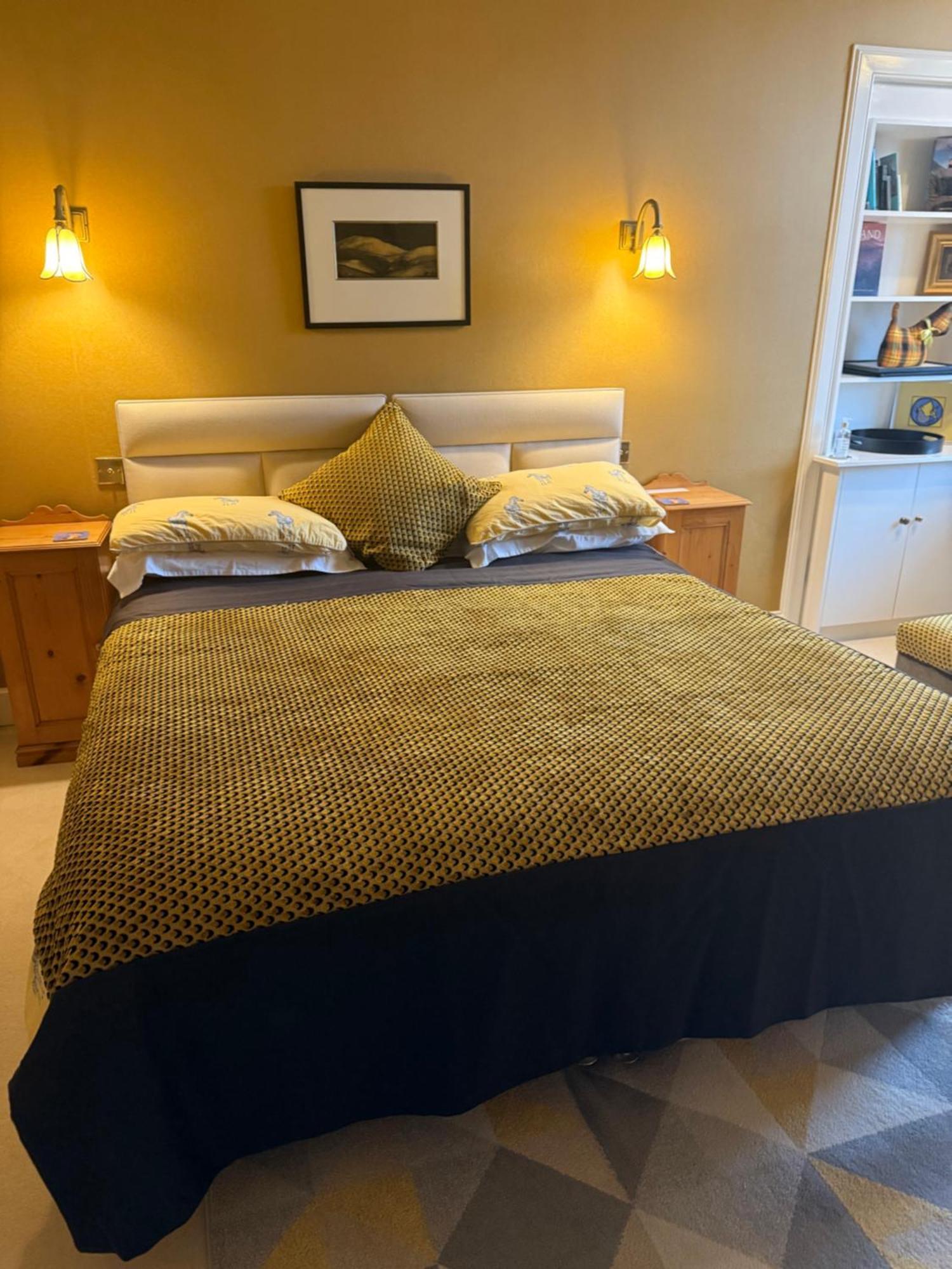 Moorlands Bed and Breakfast Helensburgh Exteriör bild